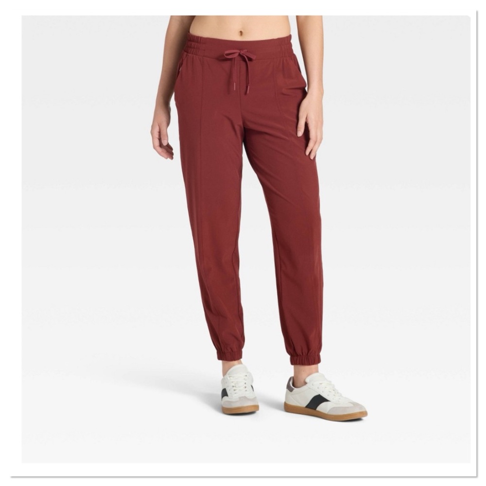 Women's Active Light Mid-Rise Joggers - Maroon All In Motion